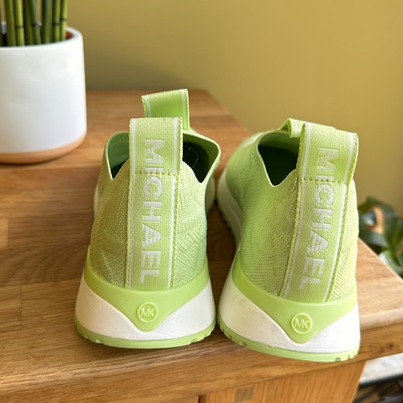 Michael Kors Bodie Logo Embossed Stretch Knit Slip On Trainer Aloe Color - Picture 9 of 9